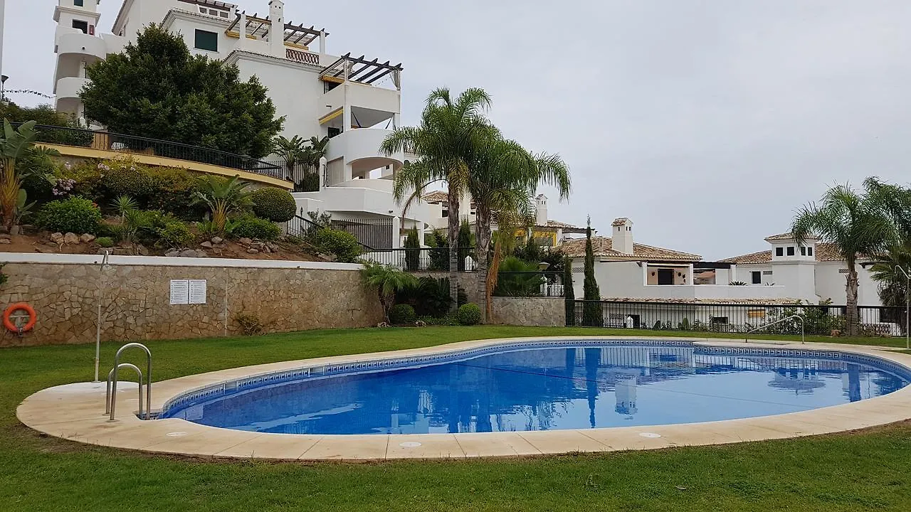 Amplio Apartamento De 2 Dormitorios Benalmadena Spain