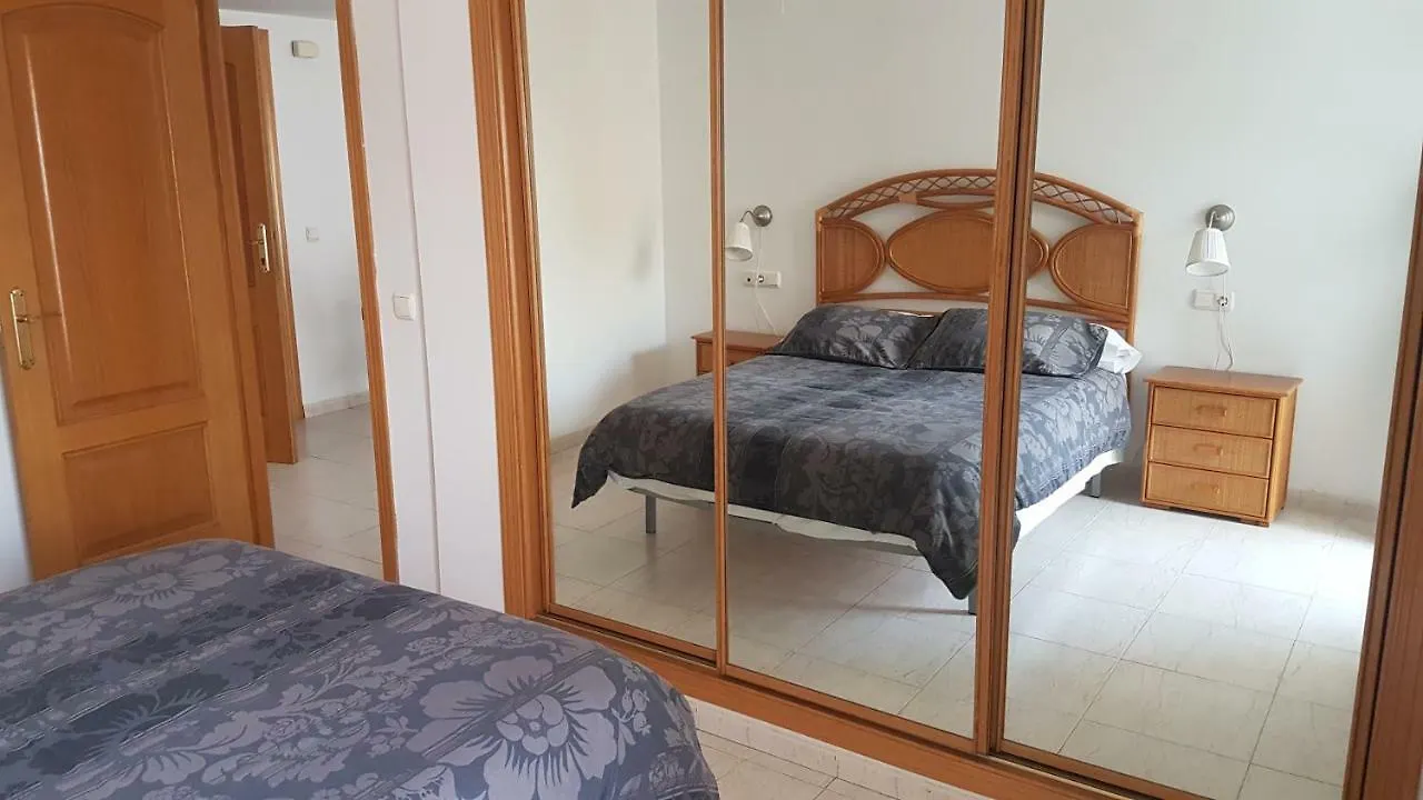 Amplio Apartamento De 2 Dormitorios Benalmadena